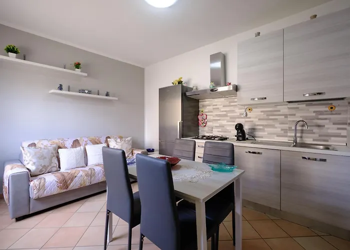 - A Due Passi Dal Lungomare E Centro Citta *