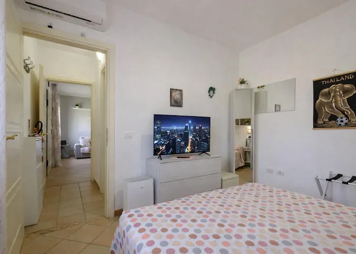 - A Due Passi Dal Lungomare E Centro Citta